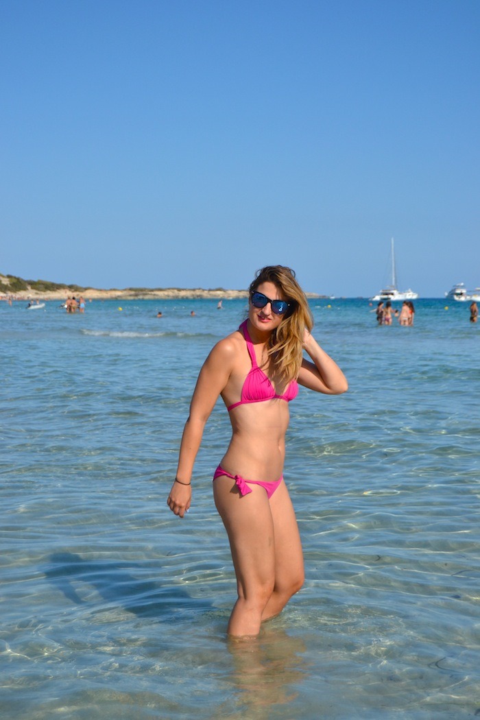 calzedonia bikini shirts asos Ibiza playa de las Salinas Amarás la moda Guess sunnies 2