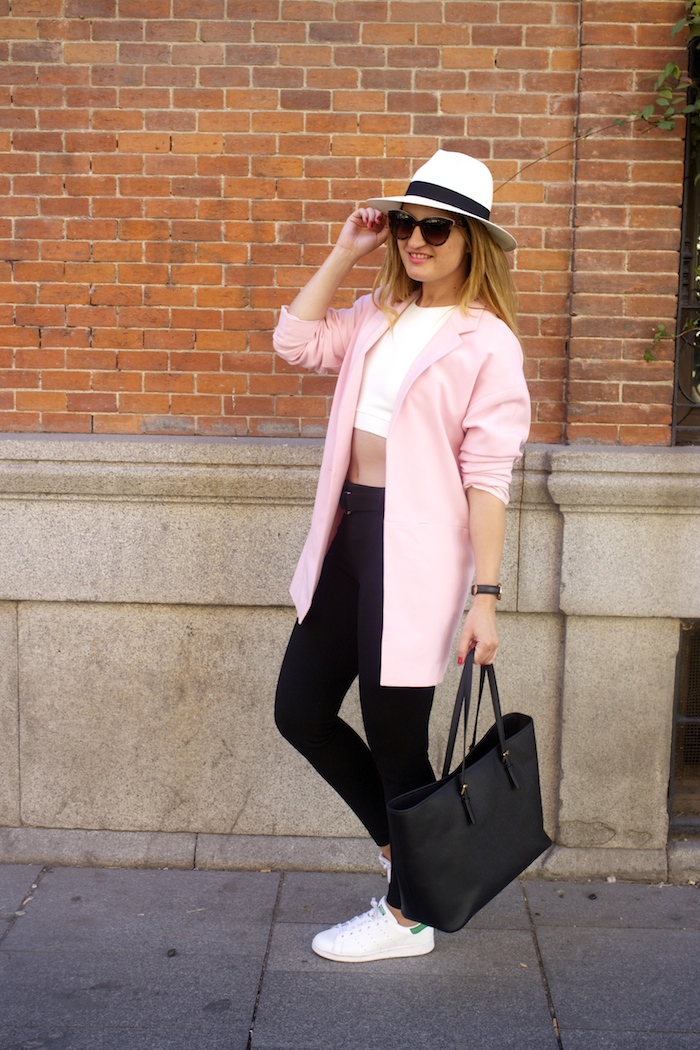 pink jacket panama hat stan smith adidas amaras la moda 4
